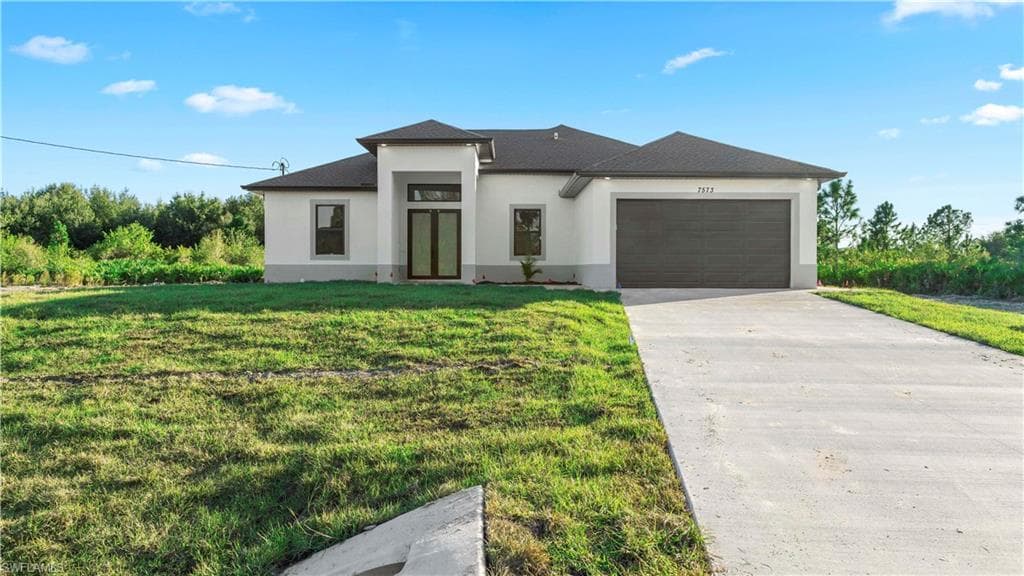 7573 5th TER LABELLE, FL 33935