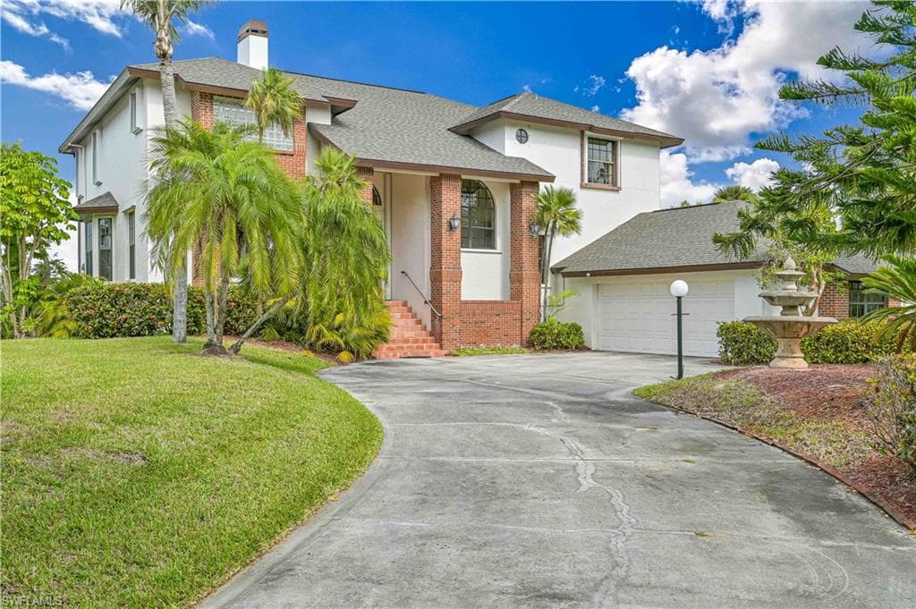 7353 Lake DR FORT MYERS, FL 33908