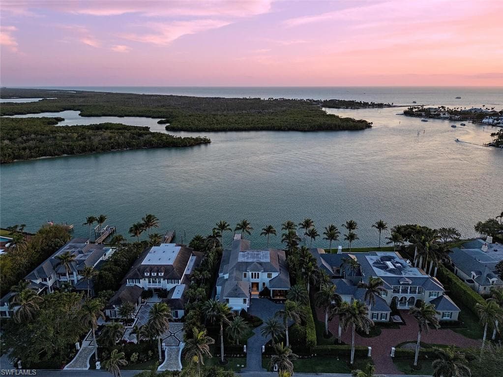 700 Admiralty Parade W NAPLES, FL 34102
