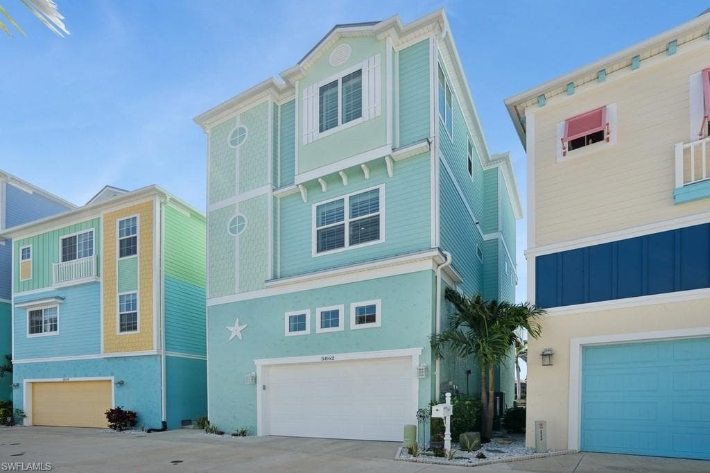 5862 Shell Cove DR CAPE CORAL, FL 33914