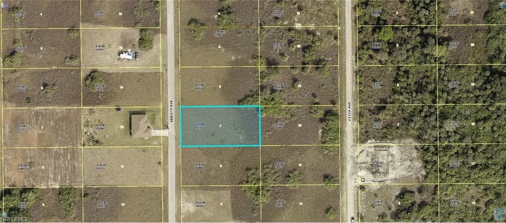 1510 Abbott AVE LEHIGH ACRES, FL 33972