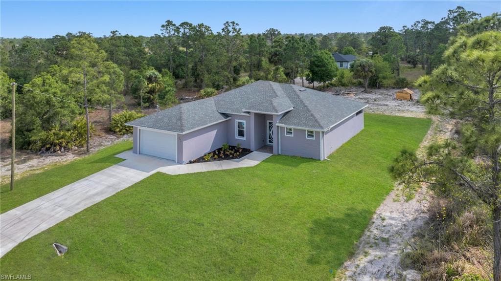 400 Leroy AVE LEHIGH ACRES, FL 33972