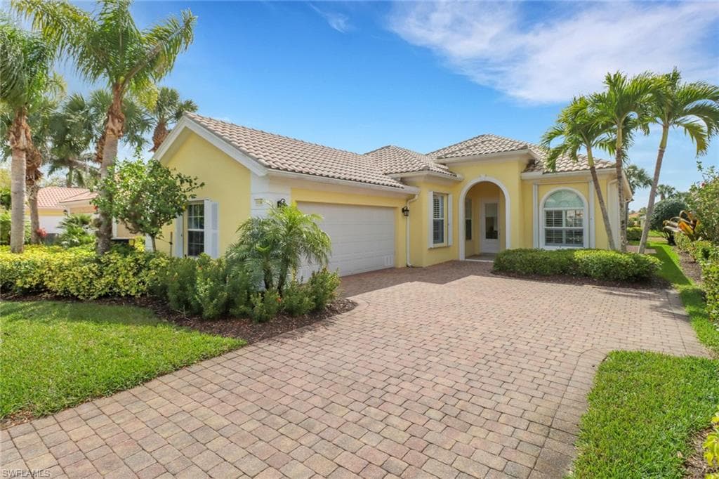 7710 Tommasi CT NAPLES, FL 34114