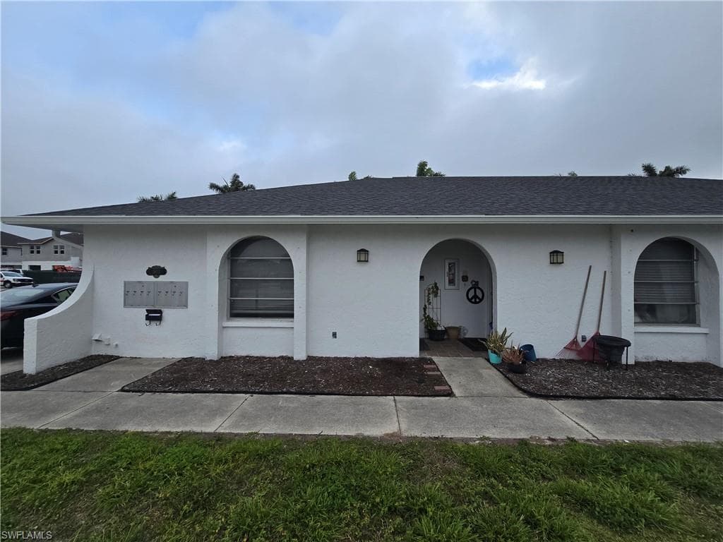 3603 SE 9th PL 1 CAPE CORAL, FL 33904