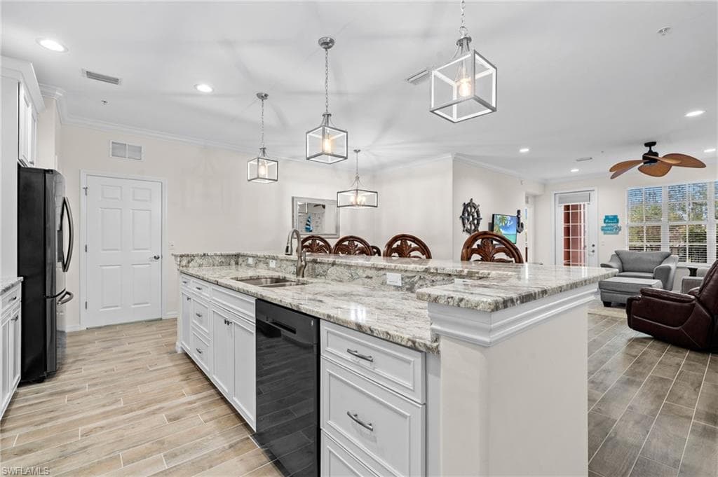11700 Pasetto LN 207 FORT MYERS, FL 33908