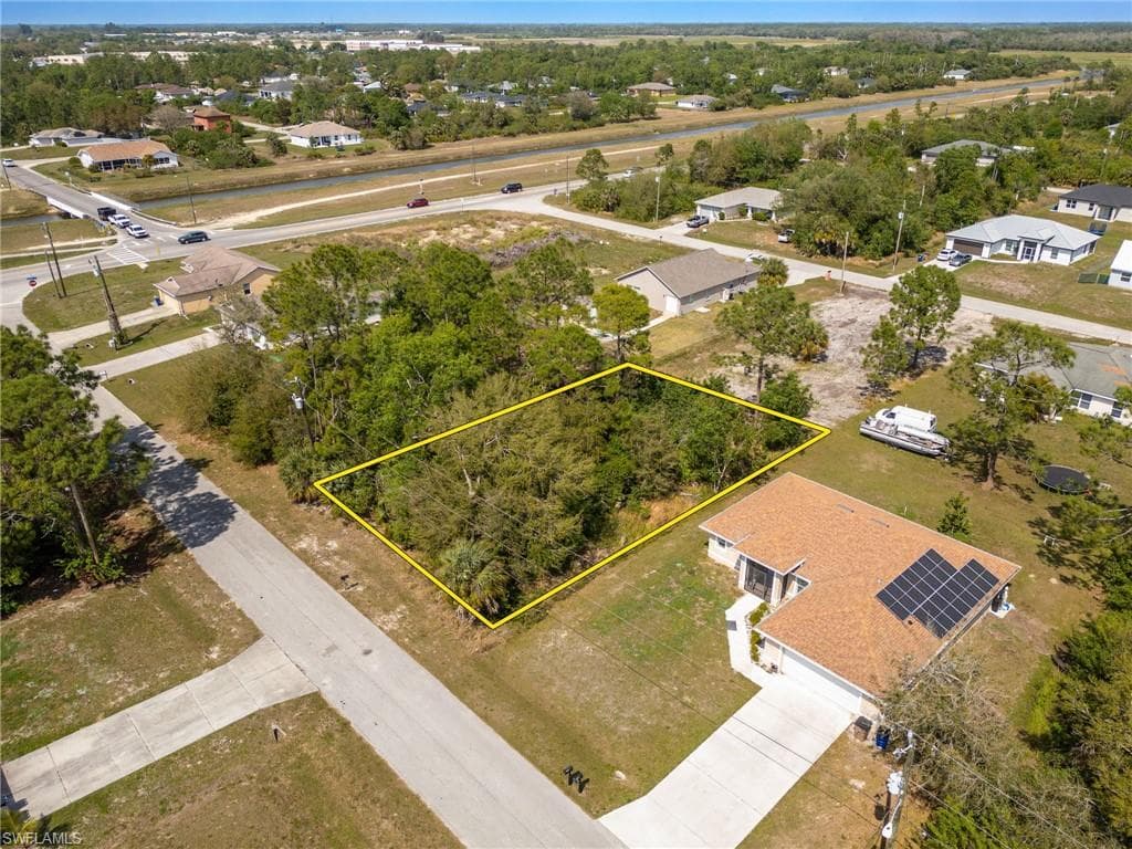 3312 24th ST W LEHIGH ACRES, FL 33971