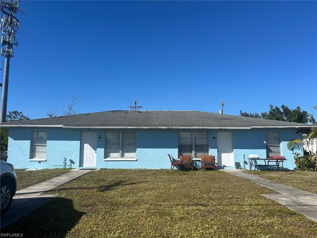 949-949 NE Pine Island LN 947 CAPE CORAL, FL 33909