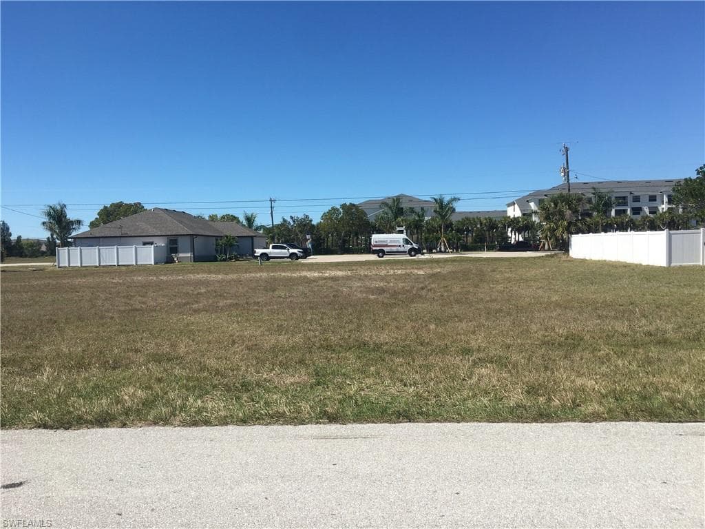 3602 SW 15th PL CAPE CORAL, FL 33914