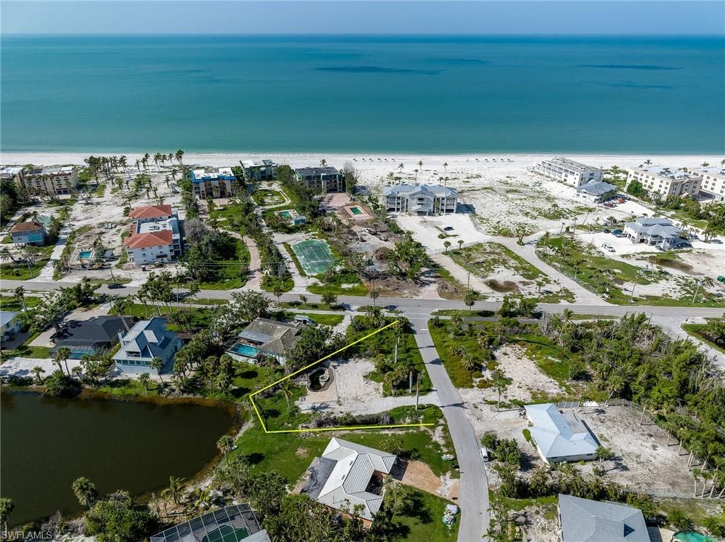 327 Palm Lake DR SANIBEL, FL 33957