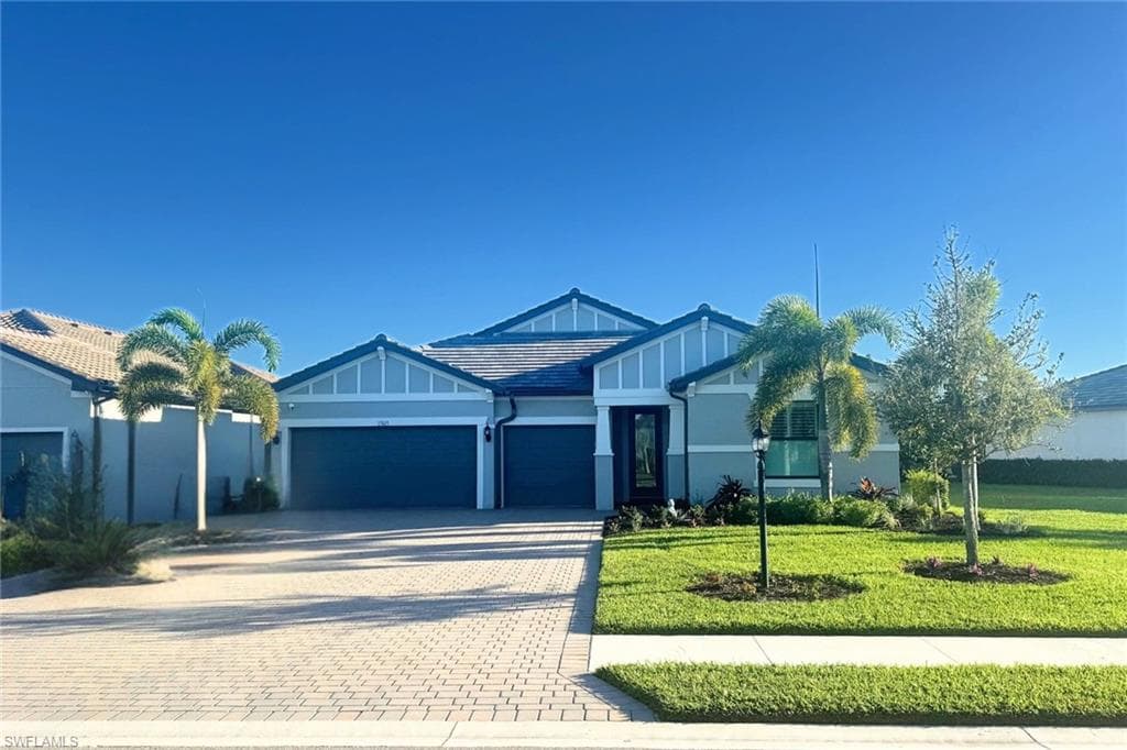 17615 Kinzie LN ESTERO, FL 33928