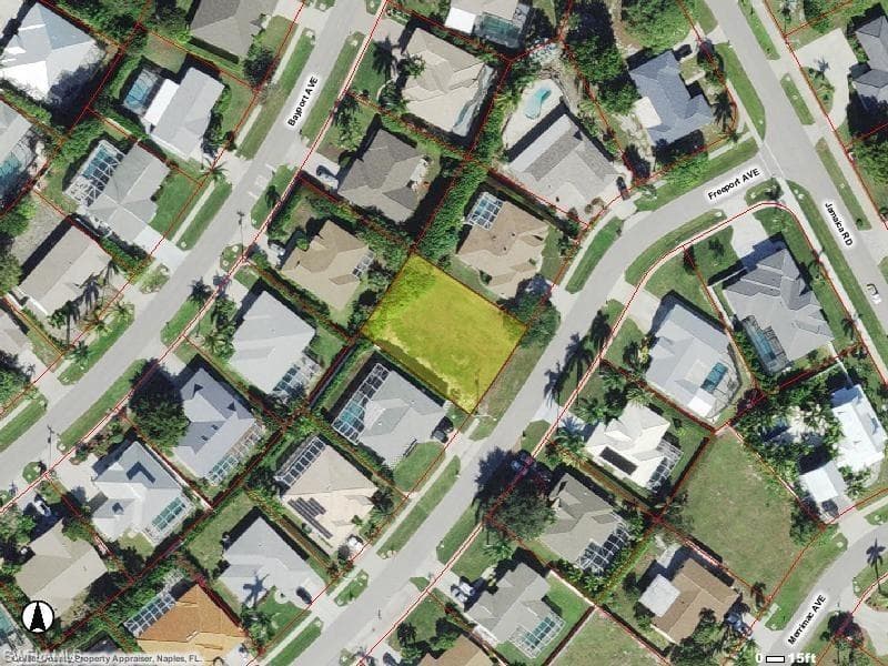 1364 Freeport AVE MARCO ISLAND, FL 34145