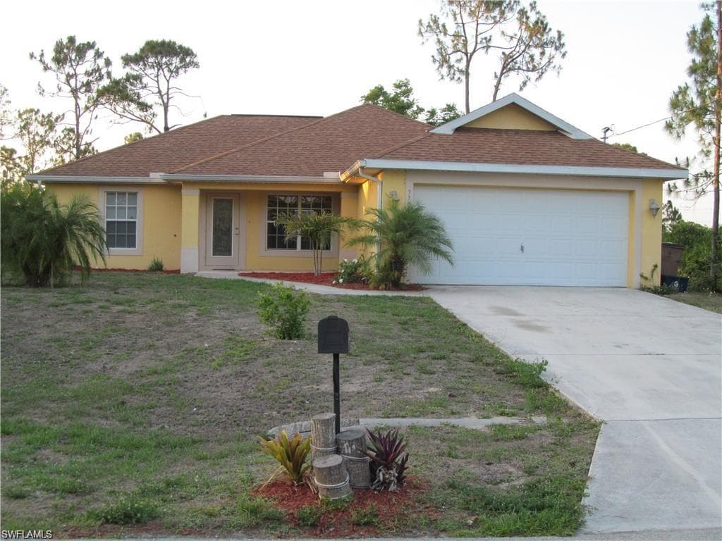3708 2nd ST SW LEHIGH ACRES, FL 33976