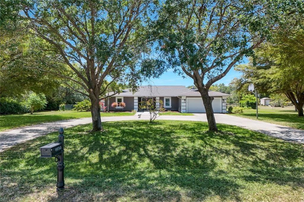 1930 Curling AVE NAPLES, FL 34109