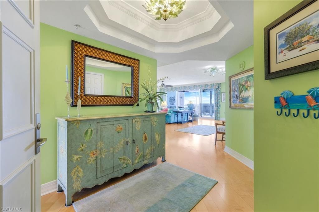 425 Dockside DR 903 NAPLES, FL 34110