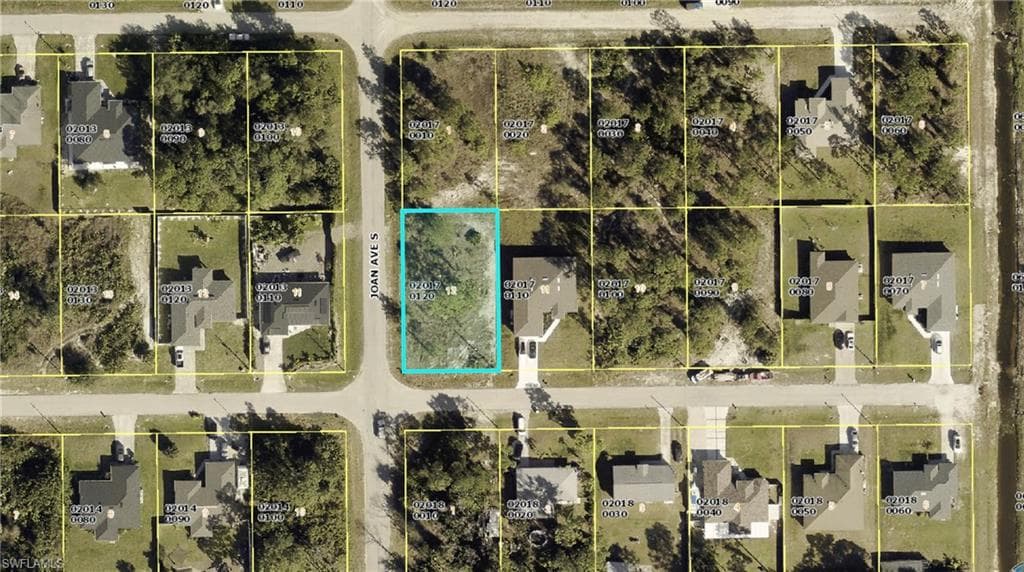 3010 37th ST SW LEHIGH ACRES, FL 33976