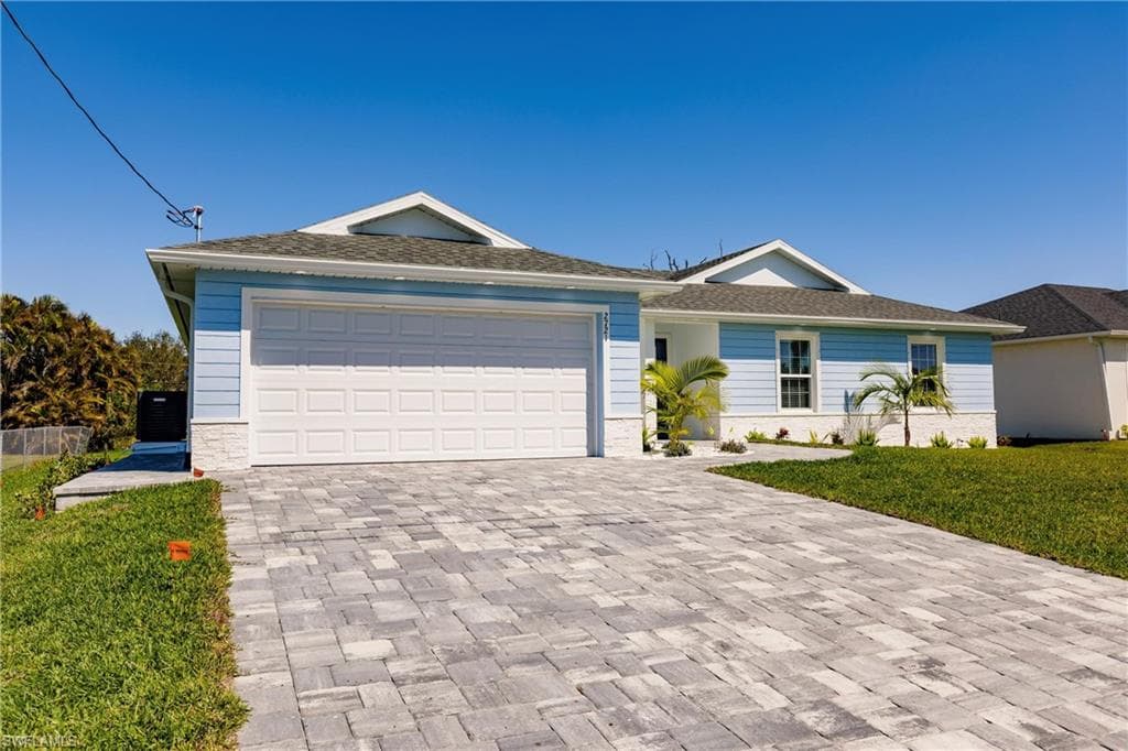 2721 4th TER CAPE CORAL, FL 33991