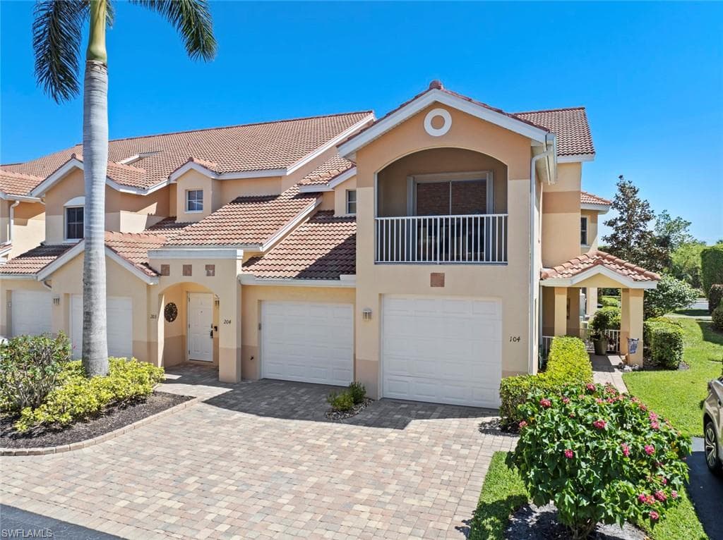 28621 Carriage Home DR 204 BONITA SPRINGS, FL 34134