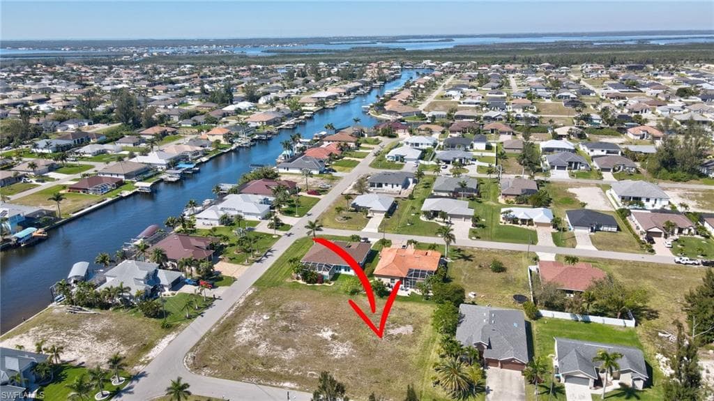 138 SW 34th AVE CAPE CORAL, FL 33991