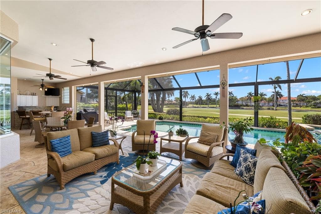4677 Lighthouse LN NAPLES, FL 34112