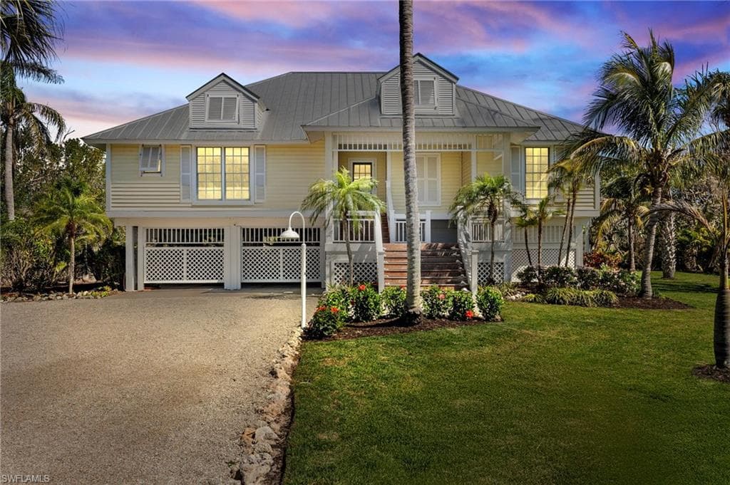 213 Daniel DR SANIBEL, FL 33957