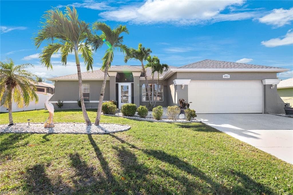 1912 SE 8th PL CAPE CORAL, FL 33990