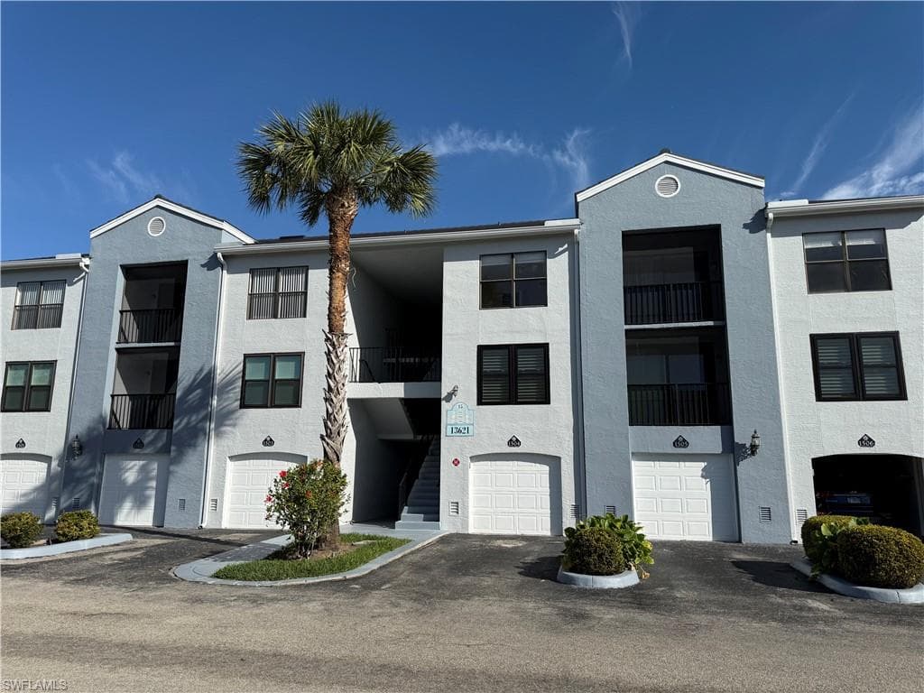 13621 Eagle Ridge DR 1533 FORT MYERS, FL 33912