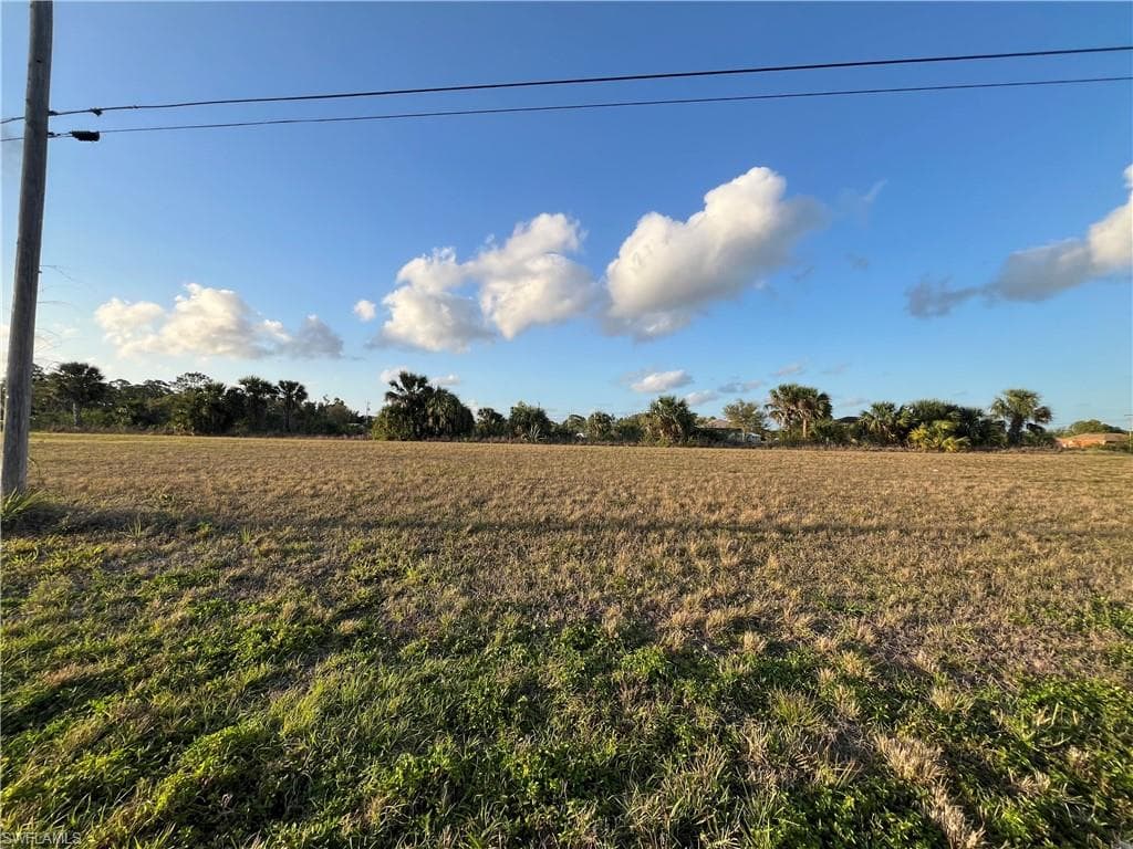 1715 NE 27th ST CAPE CORAL, FL 33909