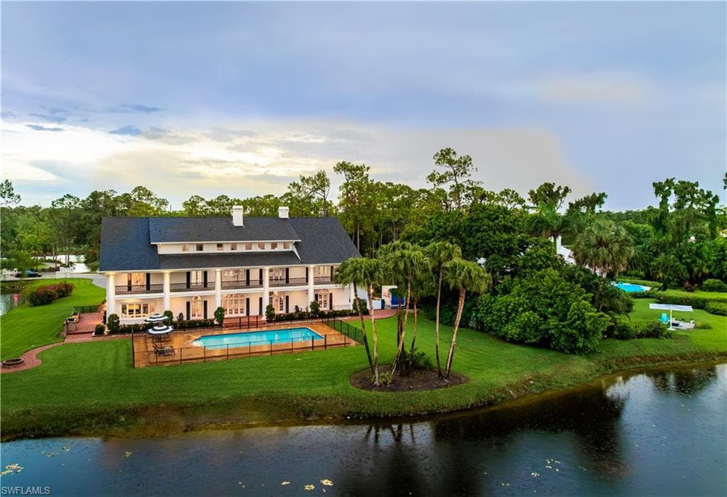 13189 VALEWOOD DR NAPLES, FL 34119