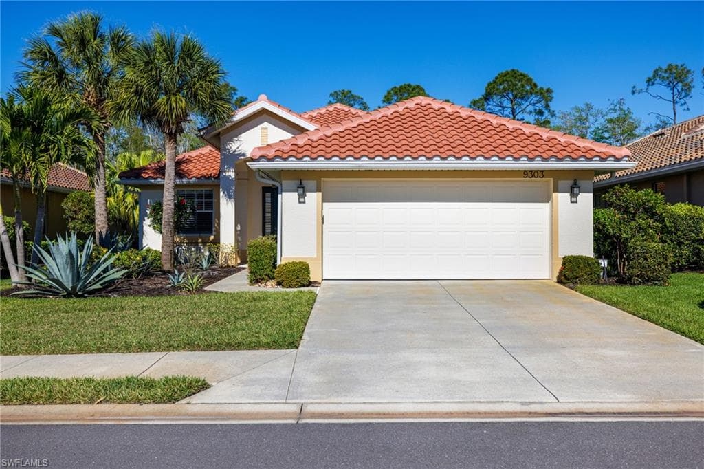 9303 Breno DR FORT MYERS, FL 33913