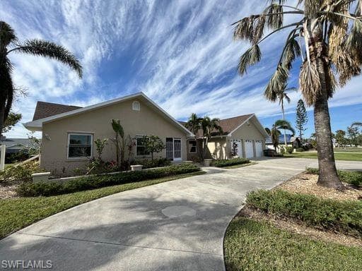 3724 SE 4th AVE CAPE CORAL, FL 33904