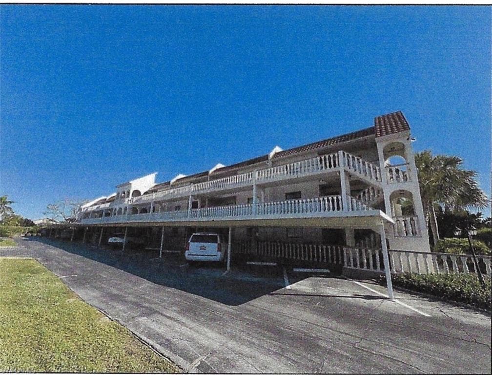 9395 Pennsylvania AVE 33 BONITA SPRINGS, FL 34135