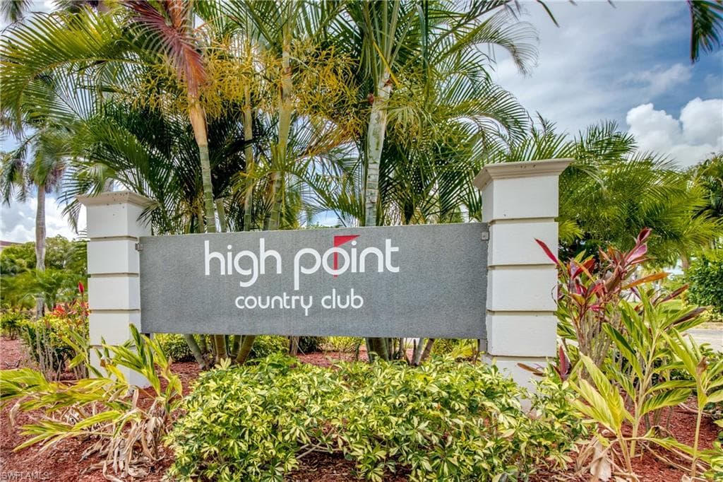 37 High Point CIR E 407 NAPLES, FL 34103