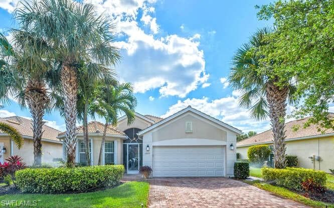 15077 Danios DR BONITA SPRINGS, FL 34135