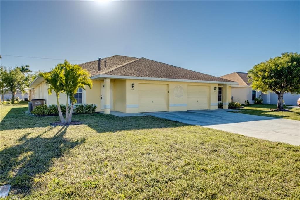 1215/1217 SE 8th PL CAPE CORAL, FL 33990