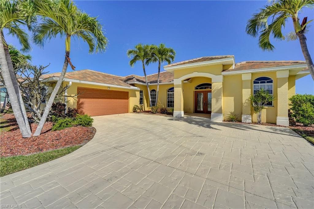 2623 SW 43rd TER CAPE CORAL, FL 33914