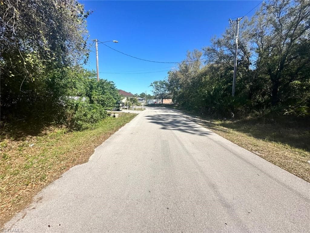 1121 Willard AVE LEHIGH ACRES, FL 33972