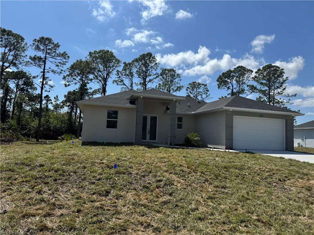 928 Anthony ST E LEHIGH ACRES, FL 33974