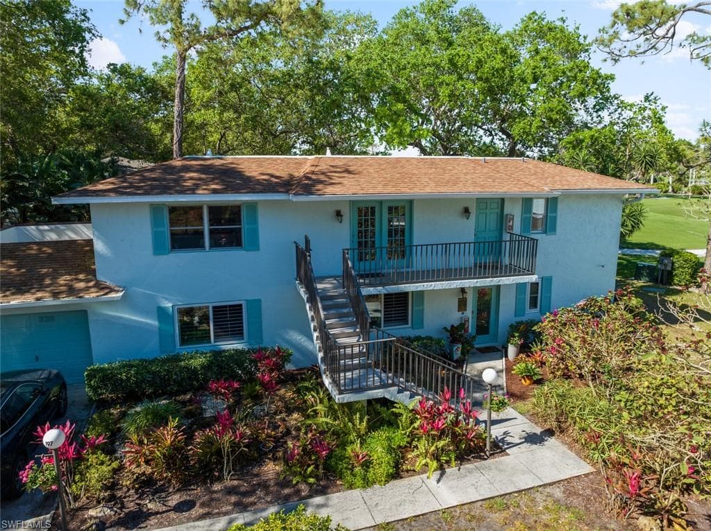 197 Albi RD 2 NAPLES, FL 34112