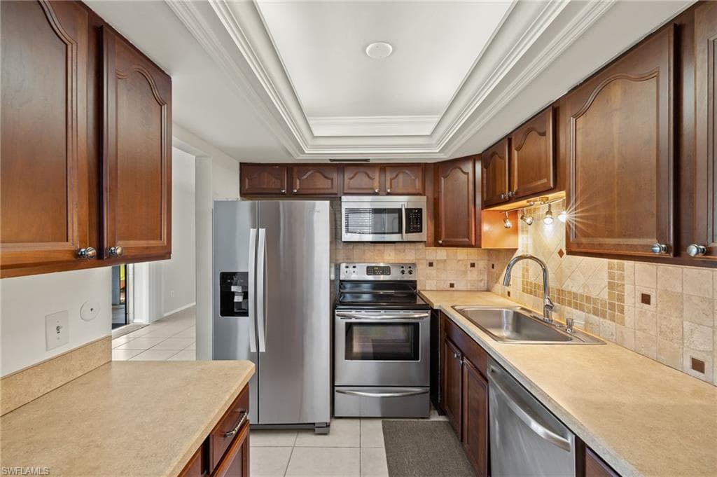 1400 Pompei LN 1 NAPLES, FL 34103
