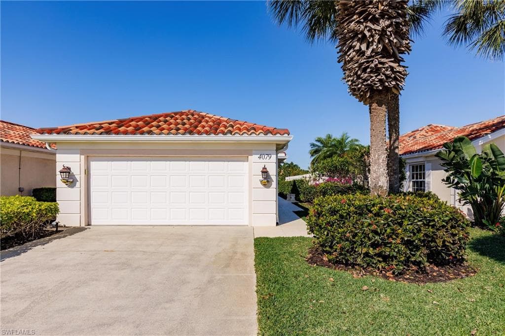 4079 Los Altos CT NAPLES, FL 34109