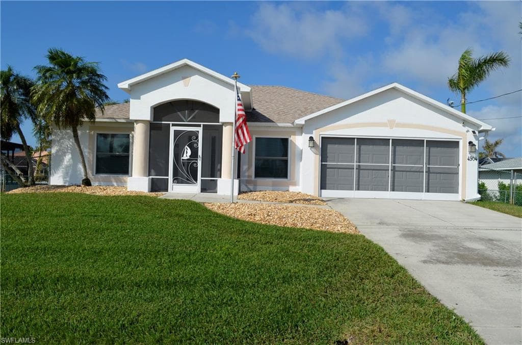 4904 SW 1st CT CAPE CORAL, FL 33914