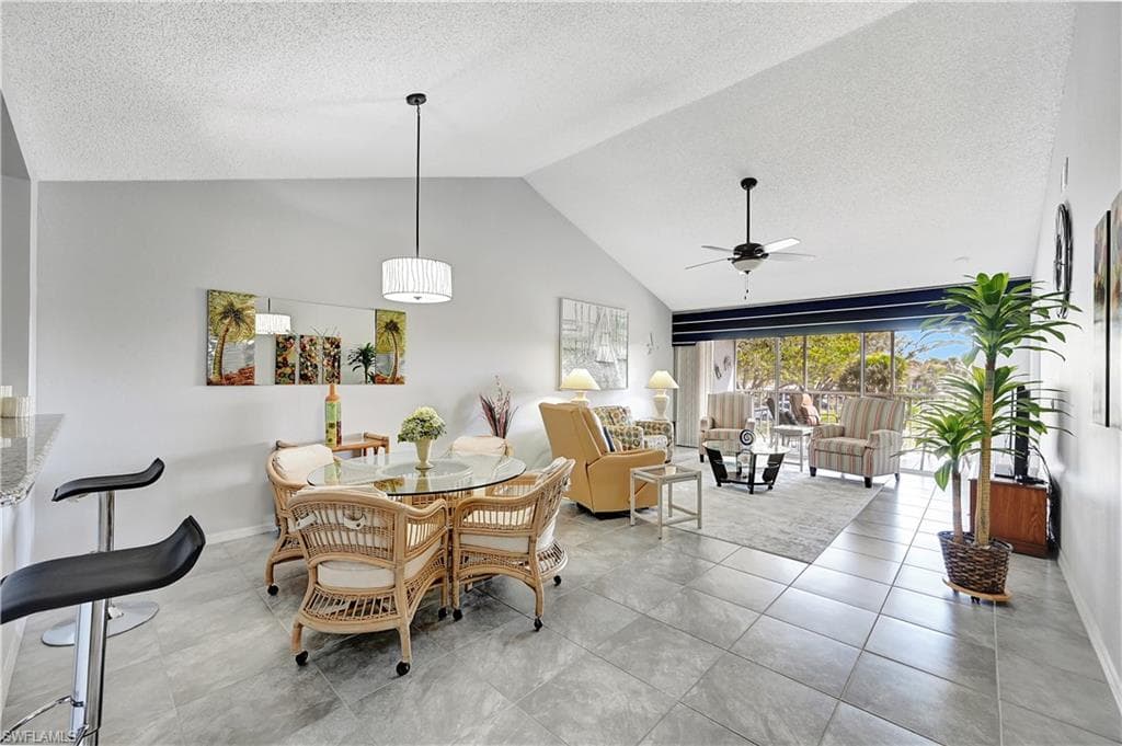 192 Furse Lakes CIR H8 NAPLES, FL 34104