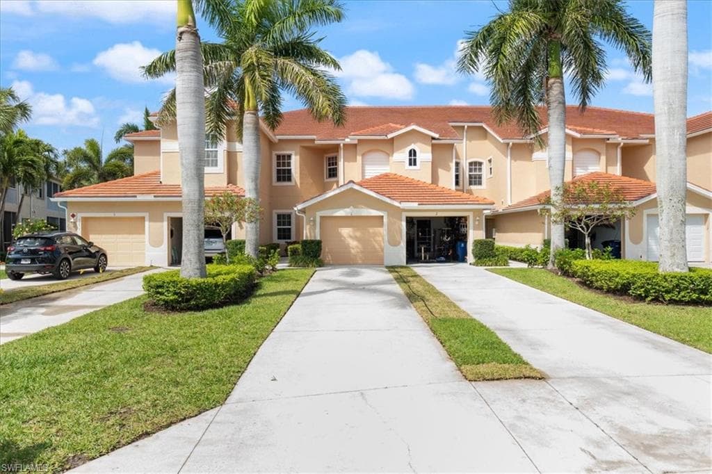 3251 Lee Way CT 406 NORTH FORT MYERS, FL 33903