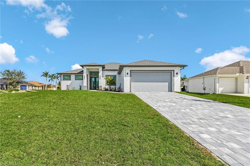 1237 NW 25th PL CAPE CORAL, FL 33993