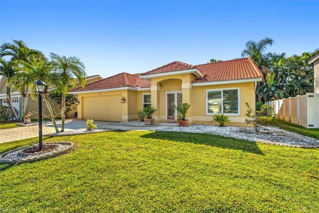 12921 Eagle Pointe CIR FORT MYERS, FL 33913