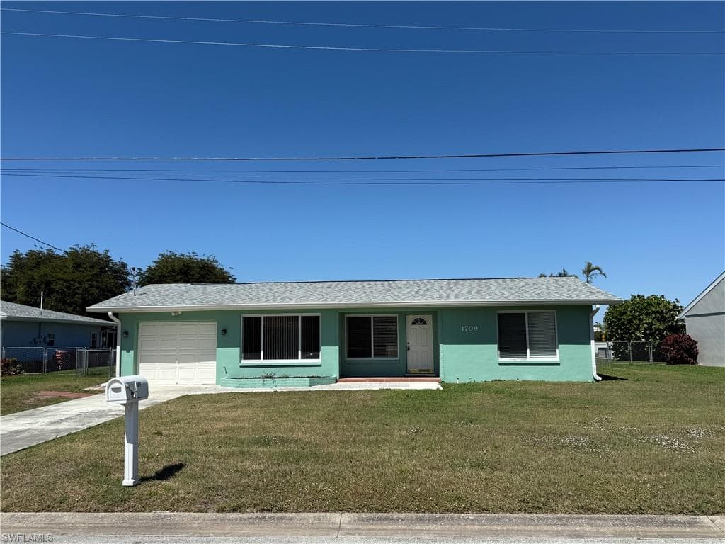 1709 NE 7th TER CAPE CORAL, FL 33909
