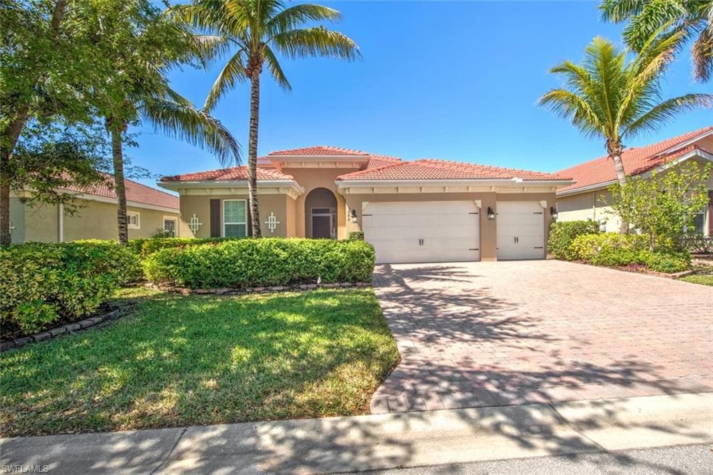 3992 Ashentree CT FORT MYERS, FL 33916
