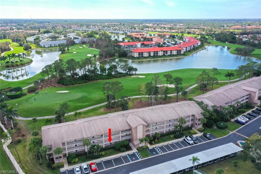 7360 Glenmoor LN 4104 NAPLES, FL 34104