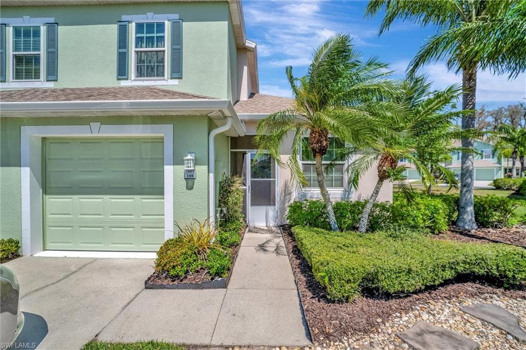 3005 Palmetto Oak DR 108 FORT MYERS, FL 33916