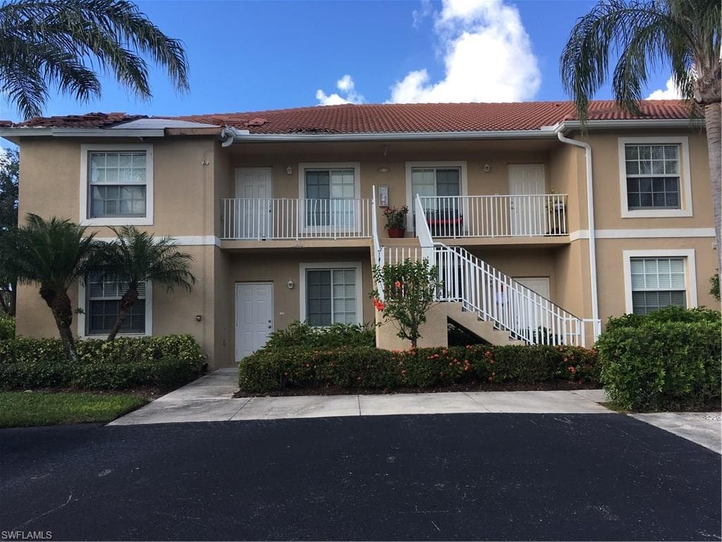 2815 Cypress Trace CIR 2-101 NAPLES, FL 34119